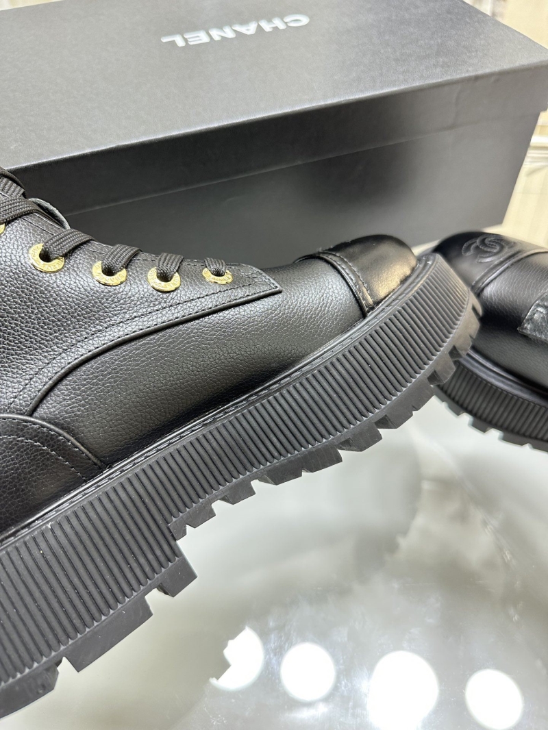 Ch**el sport shoes